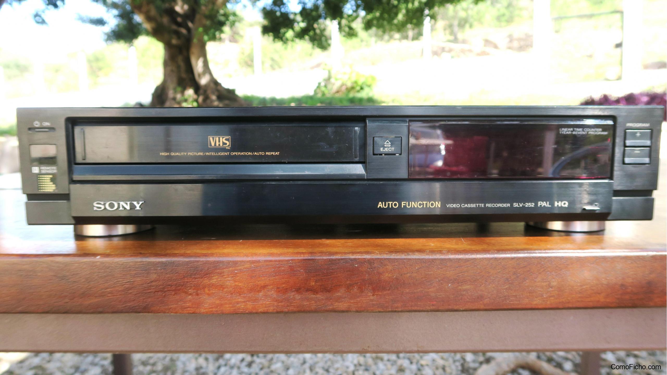 SONY VHS SLV-252 PAL HQ Reproductor y grabador de vídeo VHS, Televisores,  Proyectores
