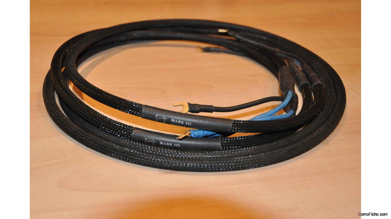 Synergistic Research Cable altavoz