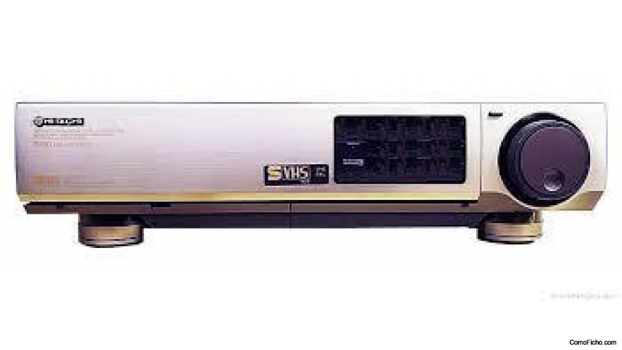 Grabador-Reproductor de S-VHS y DVD. Hitachi VCR VT-S890E