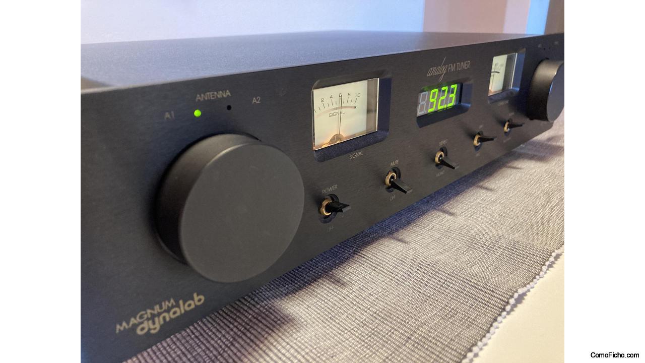Magnum Dynalab MD 102 analog FM tuner