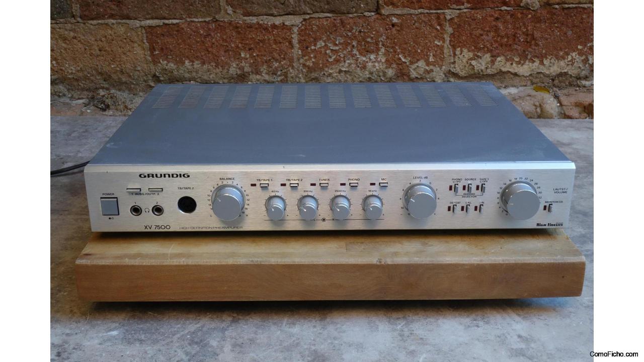 Preamplificador Grundig XV 7500