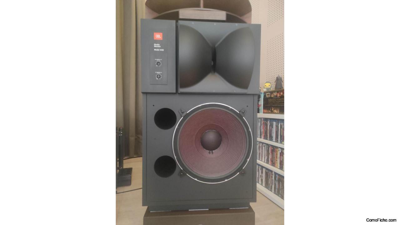 JBL 4430