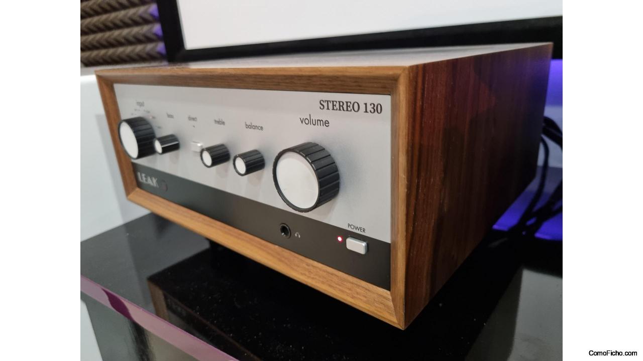 LEAK Stereo 130 Walnut