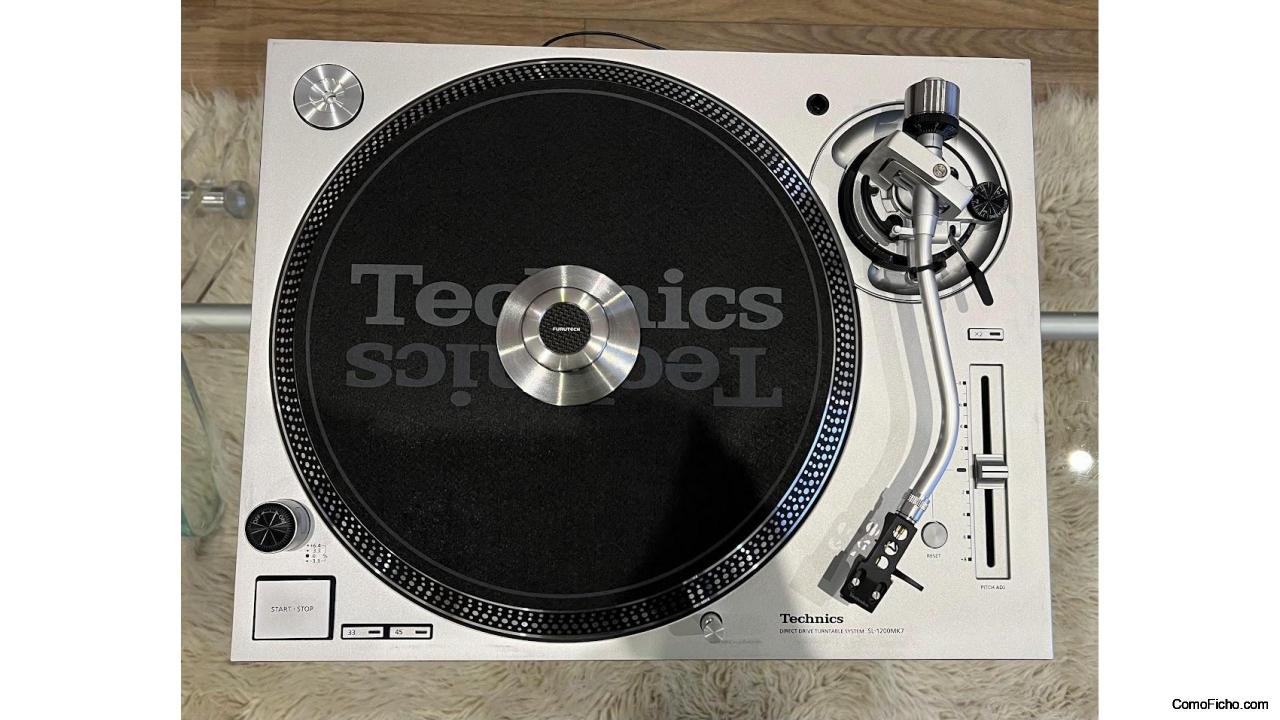 (VENDIDO) Technics SL 1200 MK7 + Ortofon 2M Black