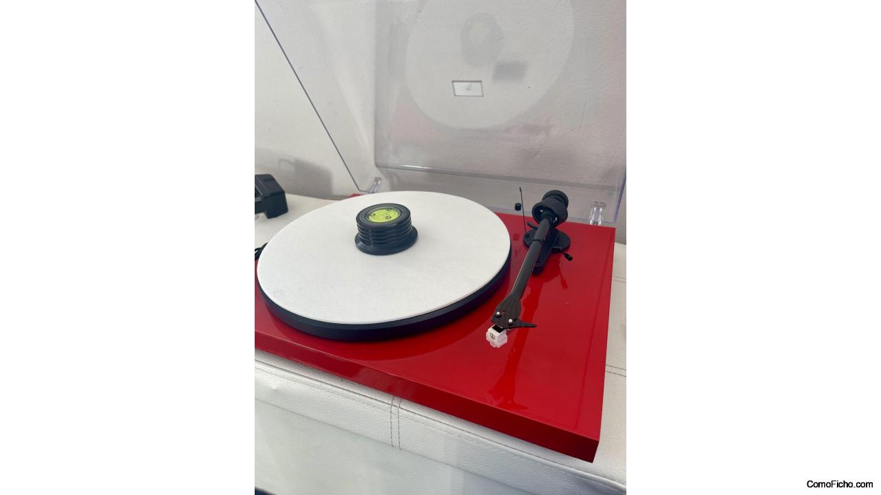 Pro-ject debut III CARBON