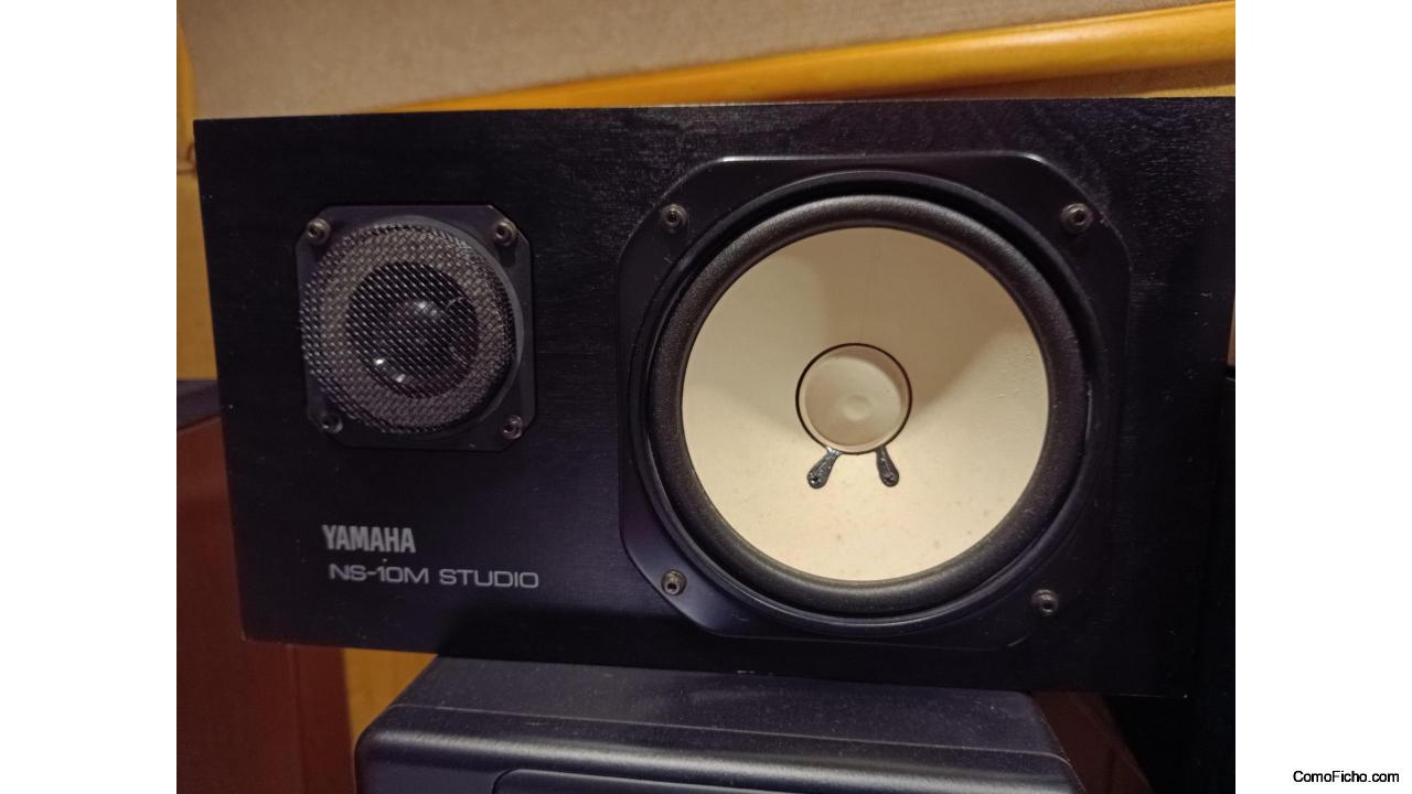 PAREJA MONITORES ESTUDIO YAMAHA NS-10M STUDIO