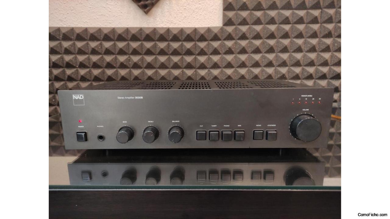 Amplificador integrado NAD 3020B