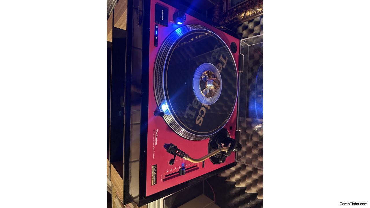Technics SL-1200M7L Giradiscos Rojo 50 aniversario