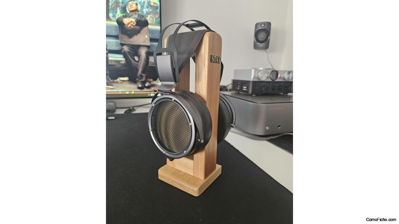 Auriculares Stax SR-X9000 y soporte Stax HPS-2