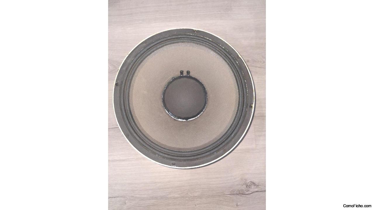 Altavoz Jbl 2202H medias frecuencias