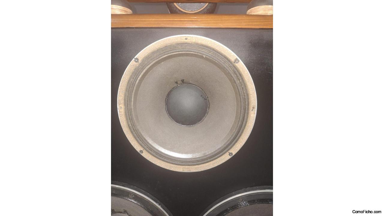 Pareja de altavoces JBL 2202A y JBL K120