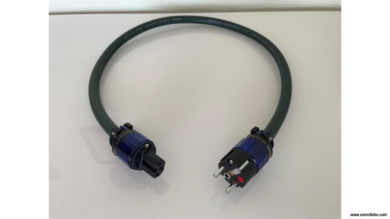 Furutech FP-TCS 31/FI 11 (R)/FI -E11- N1 (R). 90 cms.