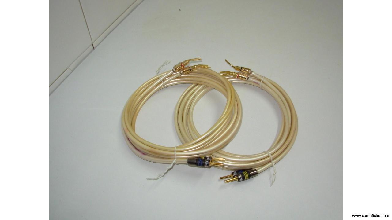 Cables altavoces QED X-TUBE XT-400 de 2 x 2,5 m.