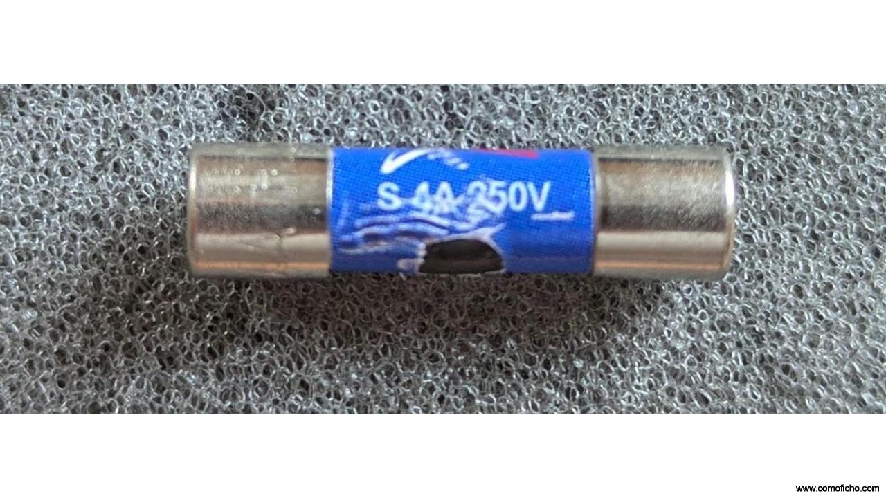 Fusible Synergistic Blue, 4 amp