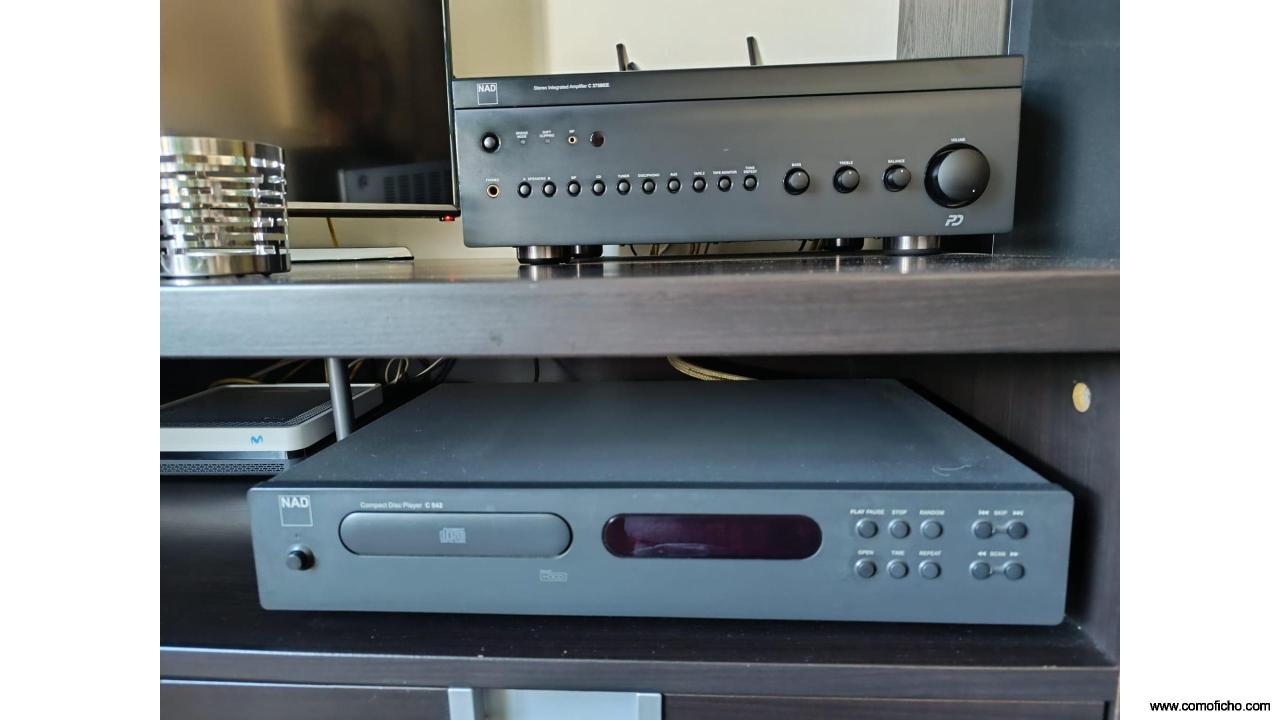 Vendo Amplificador Stereo Integrado NAD C375BEE y Compact Disc NAD 542