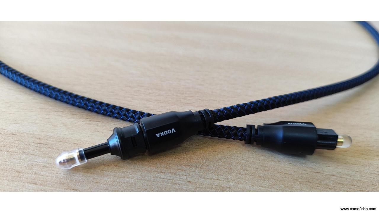 CABLE DIGITAL ÓPTICO TOSLINK AUDIOQUEST VODKA 0.75M