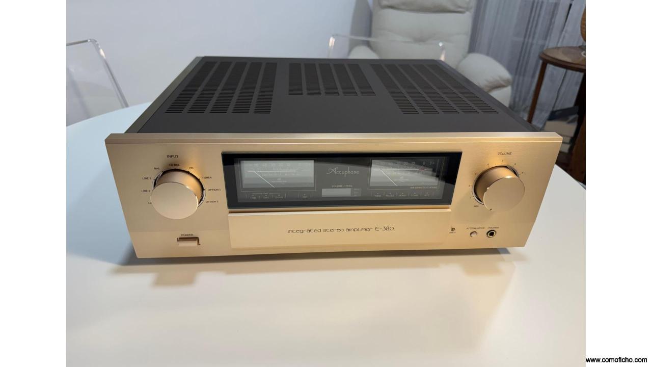 Accuphase E-380