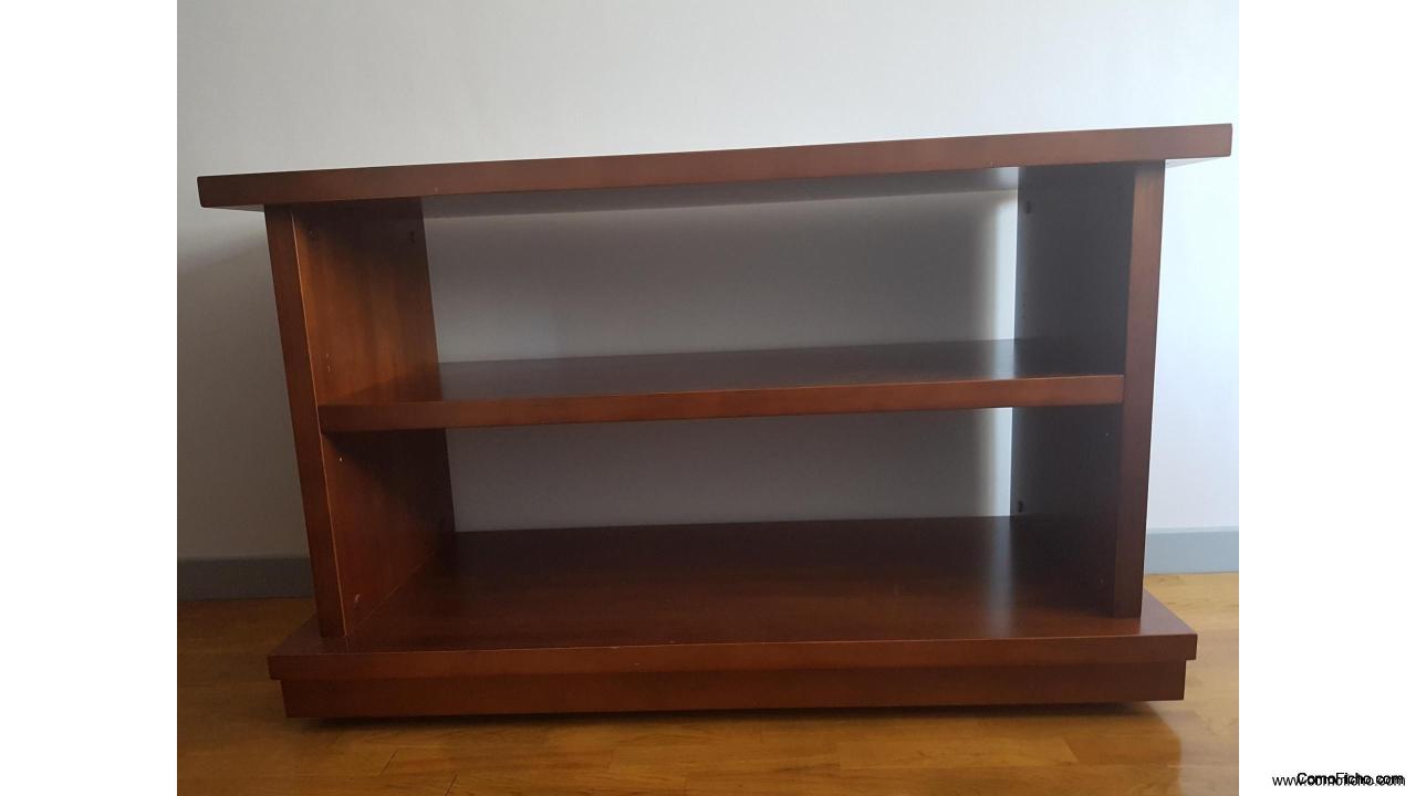 Mueble de HiFi y TV en madera