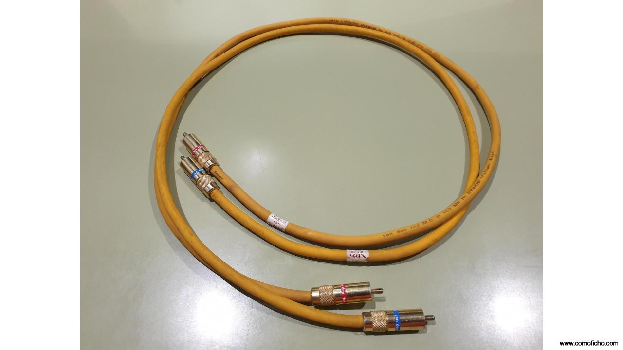 Cable Van Den Hul D-102 Mk III Hybrid 100 cms