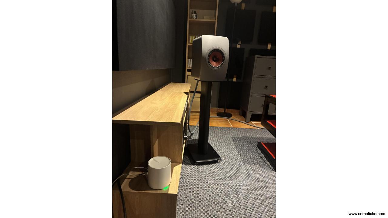 KEF LS50 META + stands KEF S2