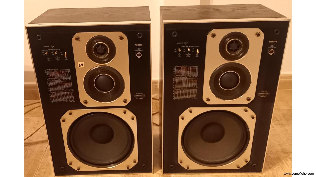 Altavoces vintage Philips 22AH587