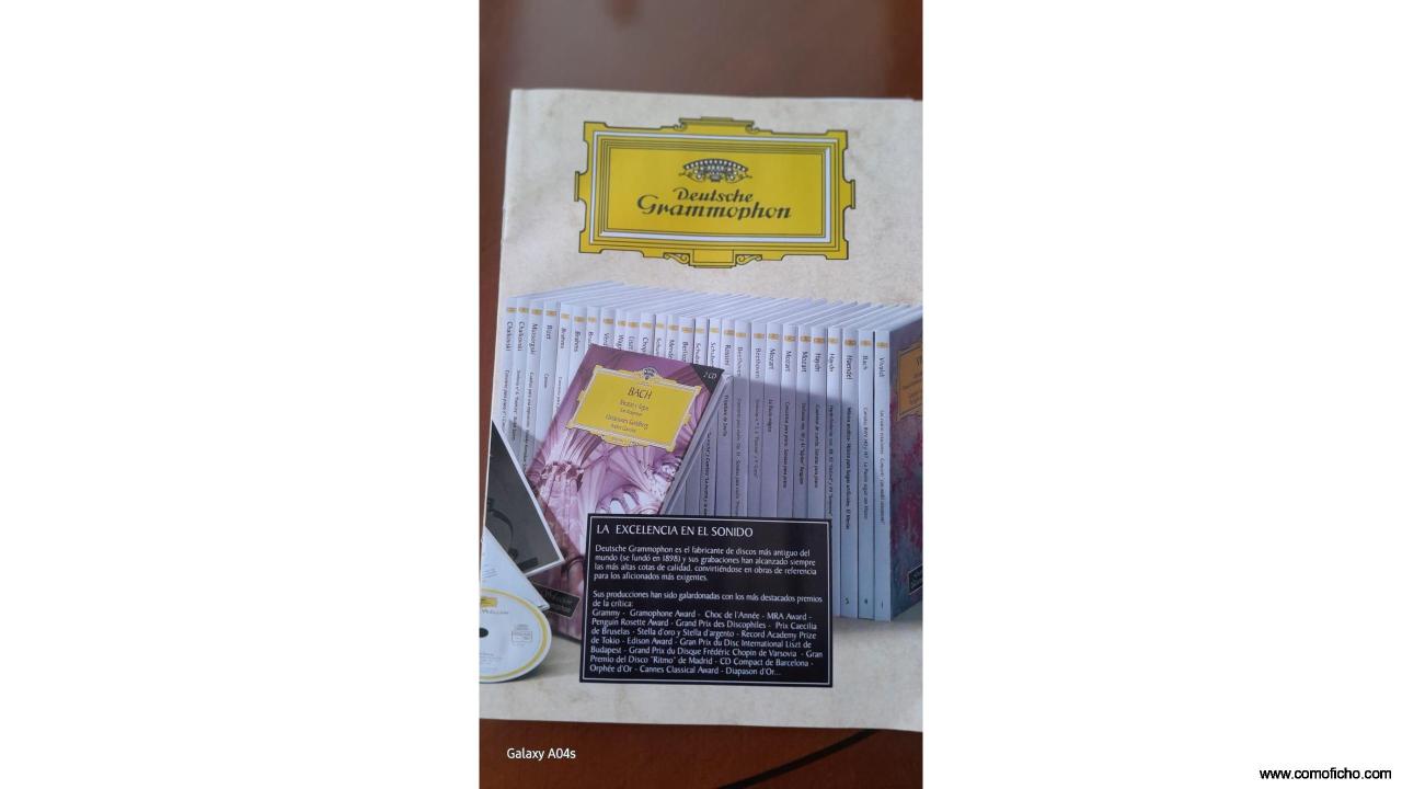 Vendo 66 CD con estuche