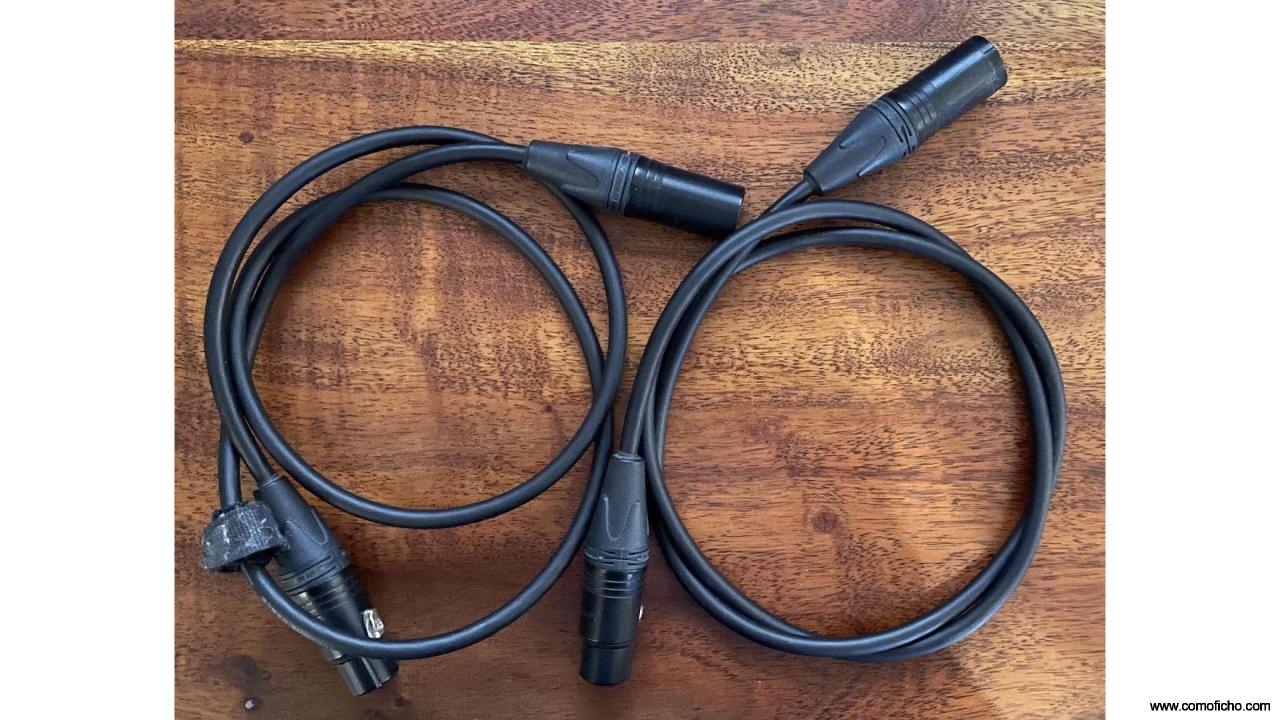 Par de cables XLR Mogami 2549 con Neutrik Gold- 2 x 1 m