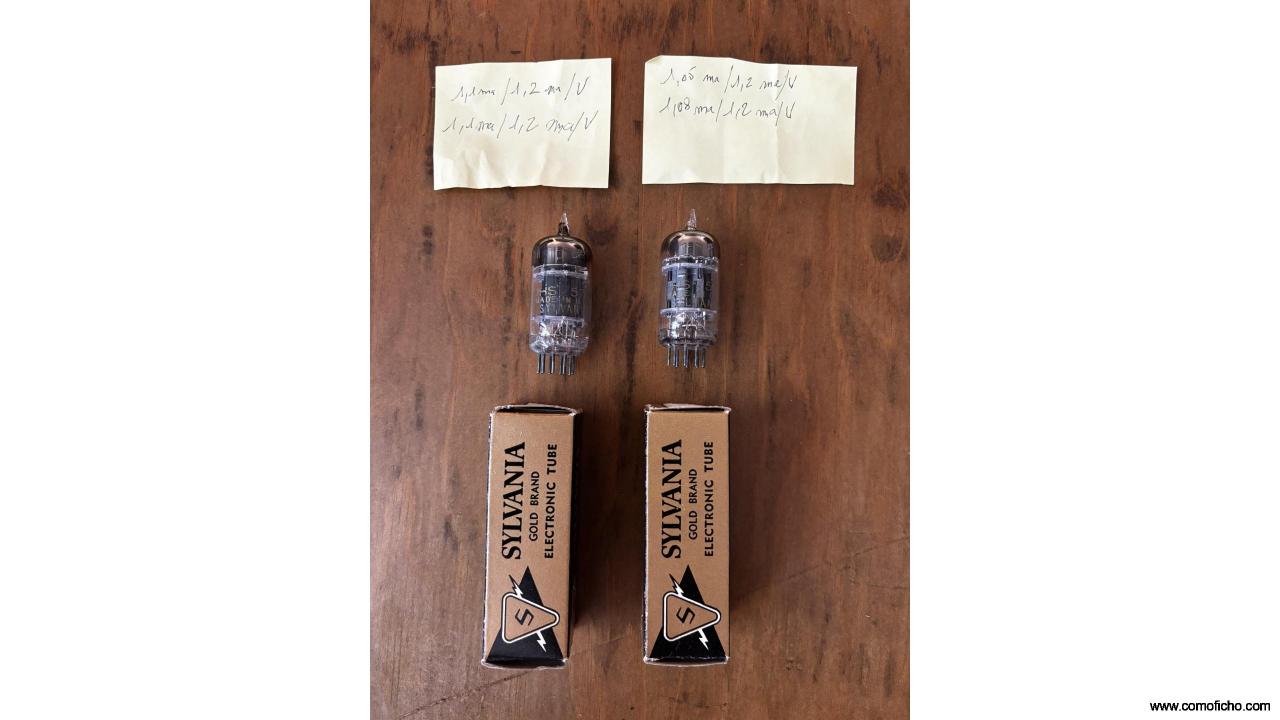 Sylvania 5751 / ECC83 tubes pair, NOS Black plate, 3 mica, D getter
