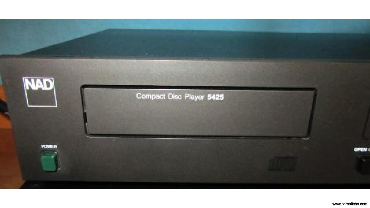 lector CD NAD 5425