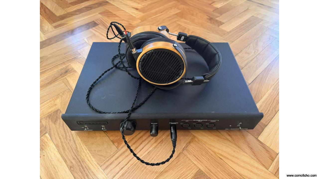 Bryston BHA-1 y Audeze LCD2 Bamboo/Black.