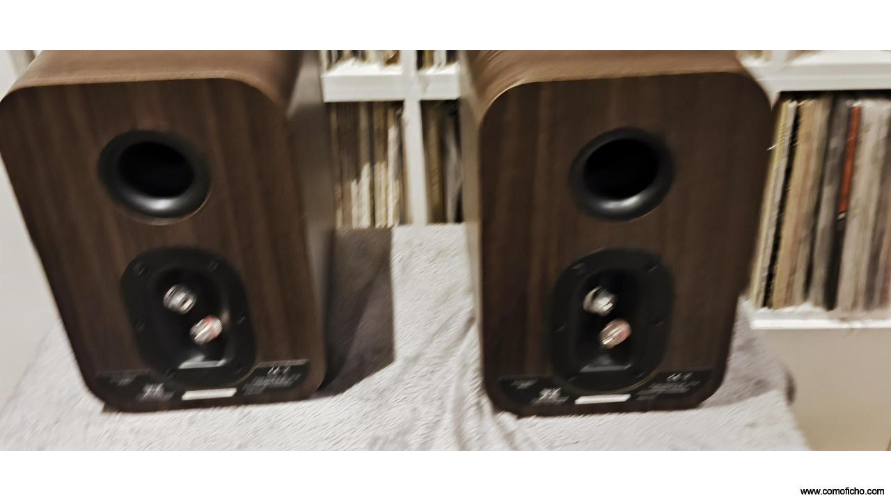 Q Acoustics 3020