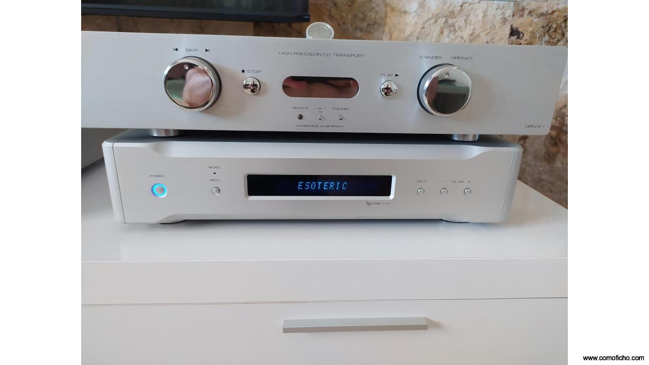 ESOTERIC D-07