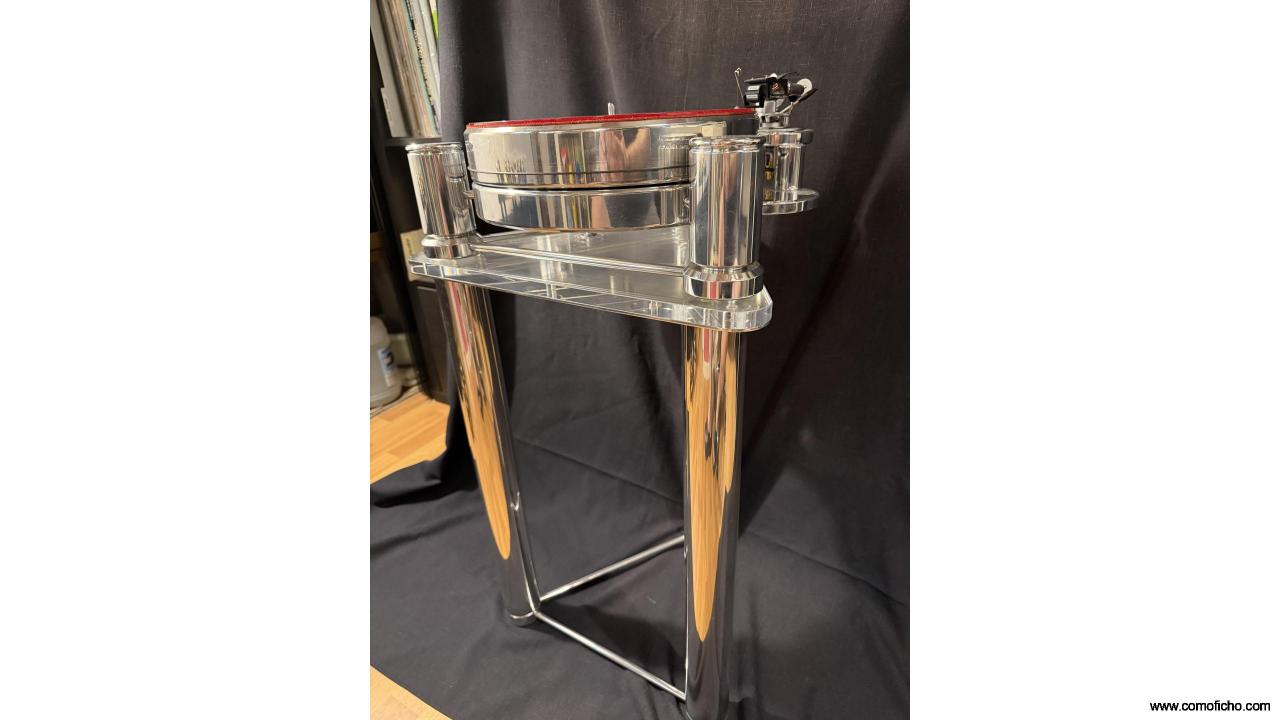 Acoustic Solid