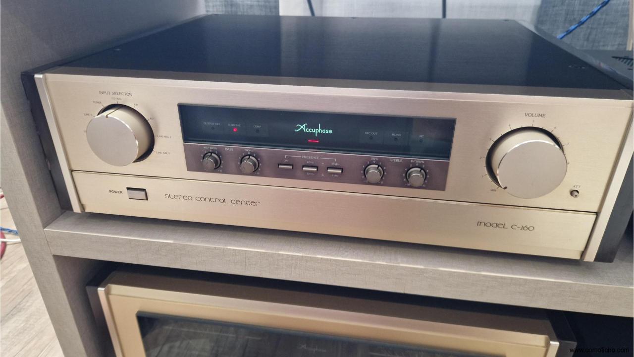 **** ACCUPHASE C-260 ****