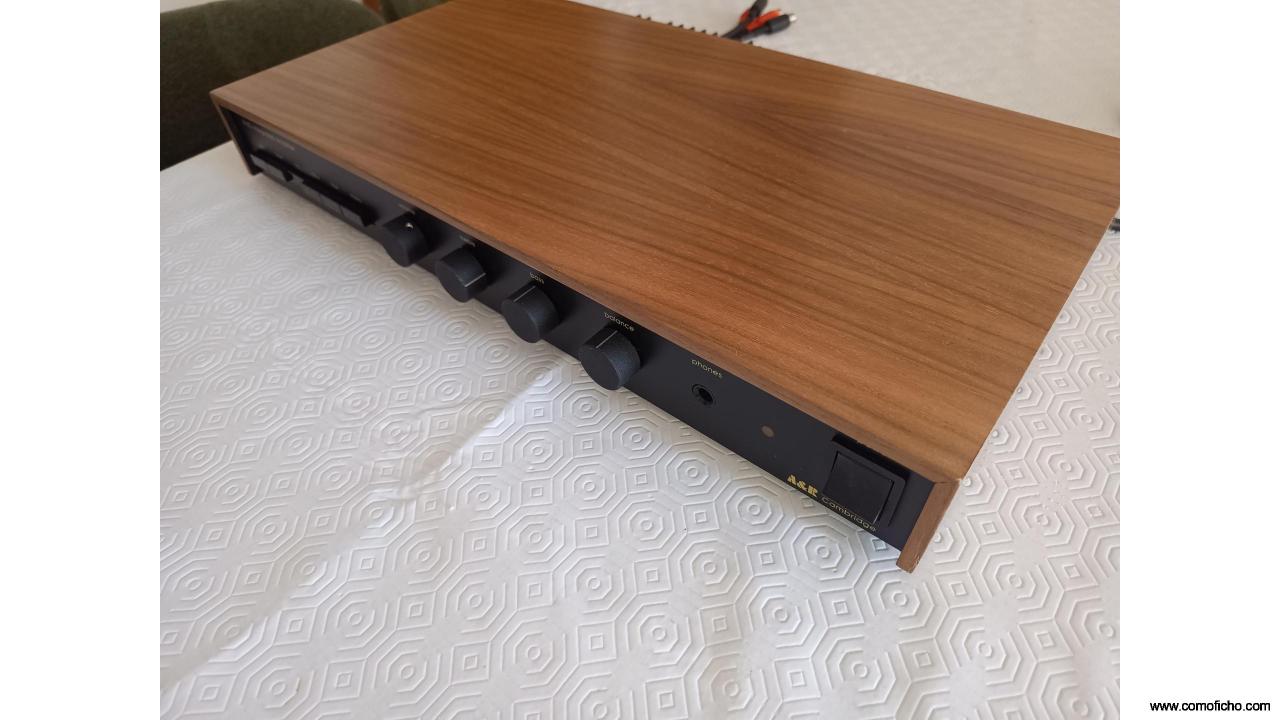 cambridge Audio AR60